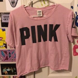 pink cropped t-shirt